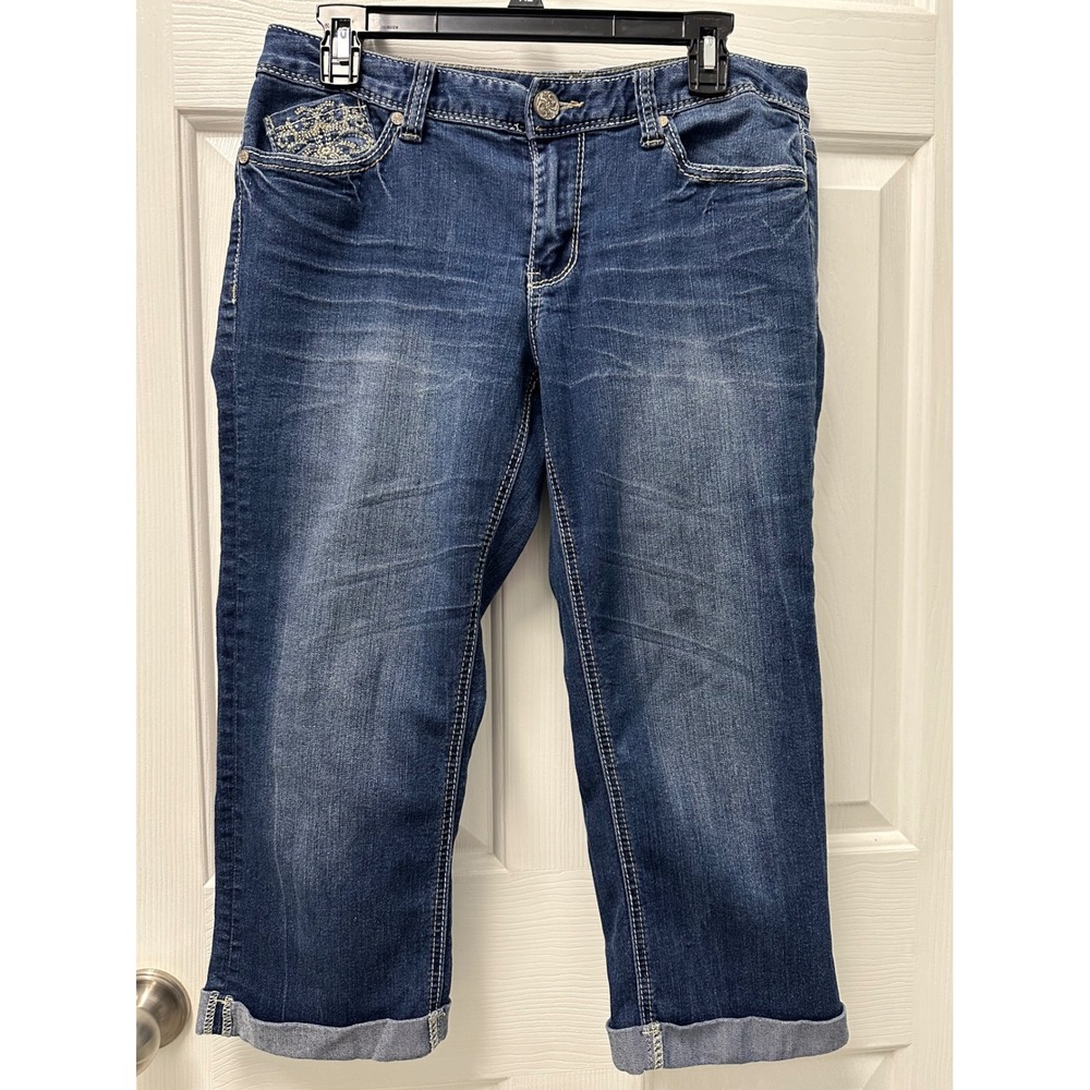 Rhythm in Blues Womens Embroidered Capri Jeans‎ Medium Wash Size 8 Reg M1274